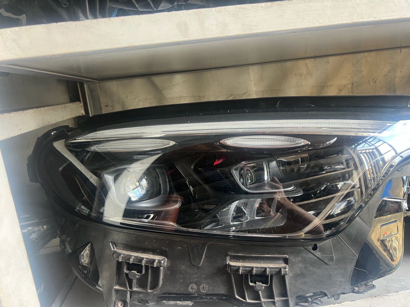 Phare Mercedes-Benz Digital Light LED